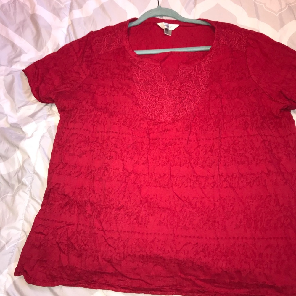 red blouse w lace detailing